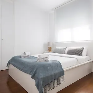Les Corts Exclusive Apartments By Olala Homes Barcellona